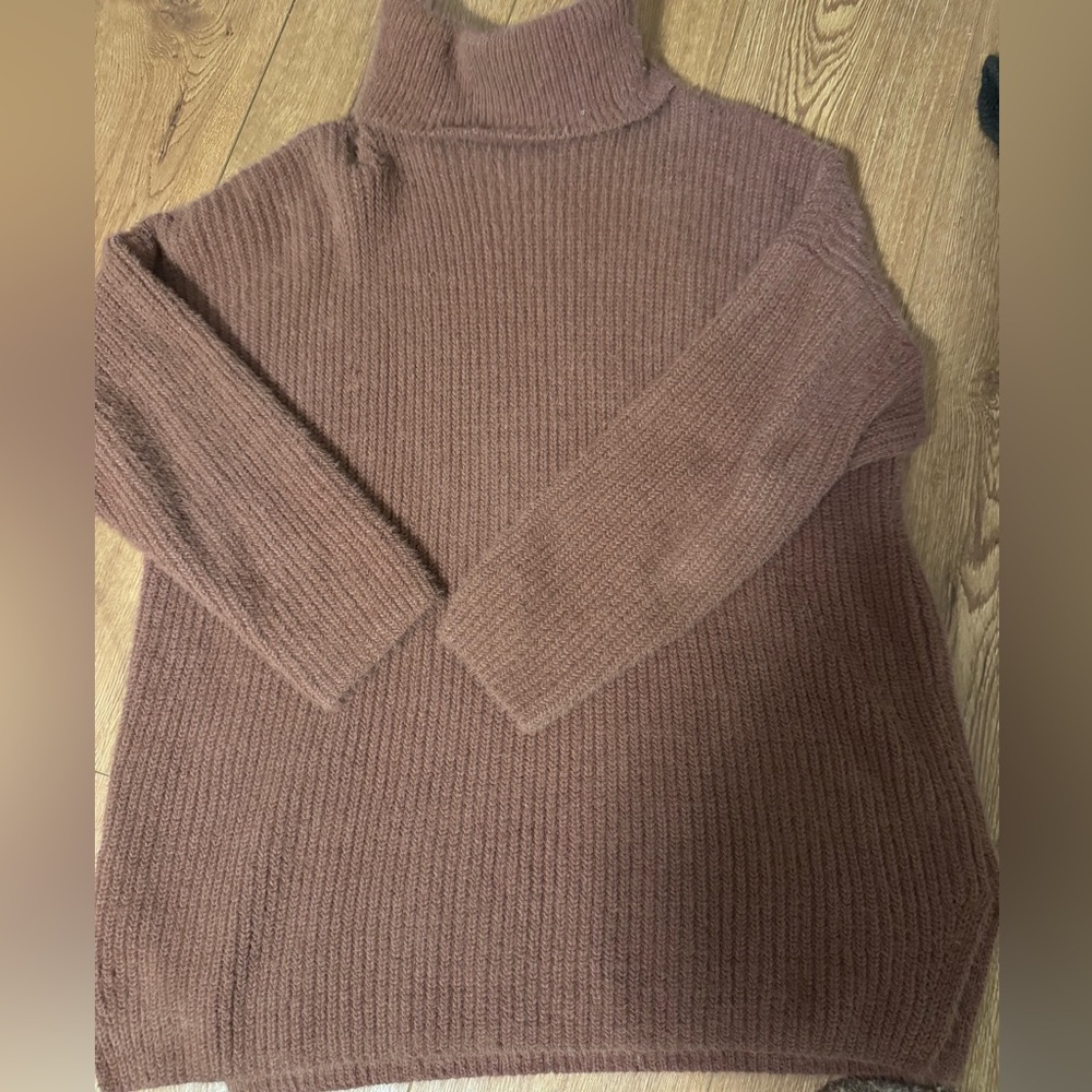 Cozy Brown Turtleneck Sweater from Abercrombie & Fitch
